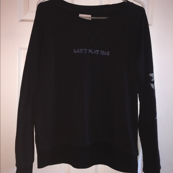 Lightweight black sweatshirt - Picture 2 of 5